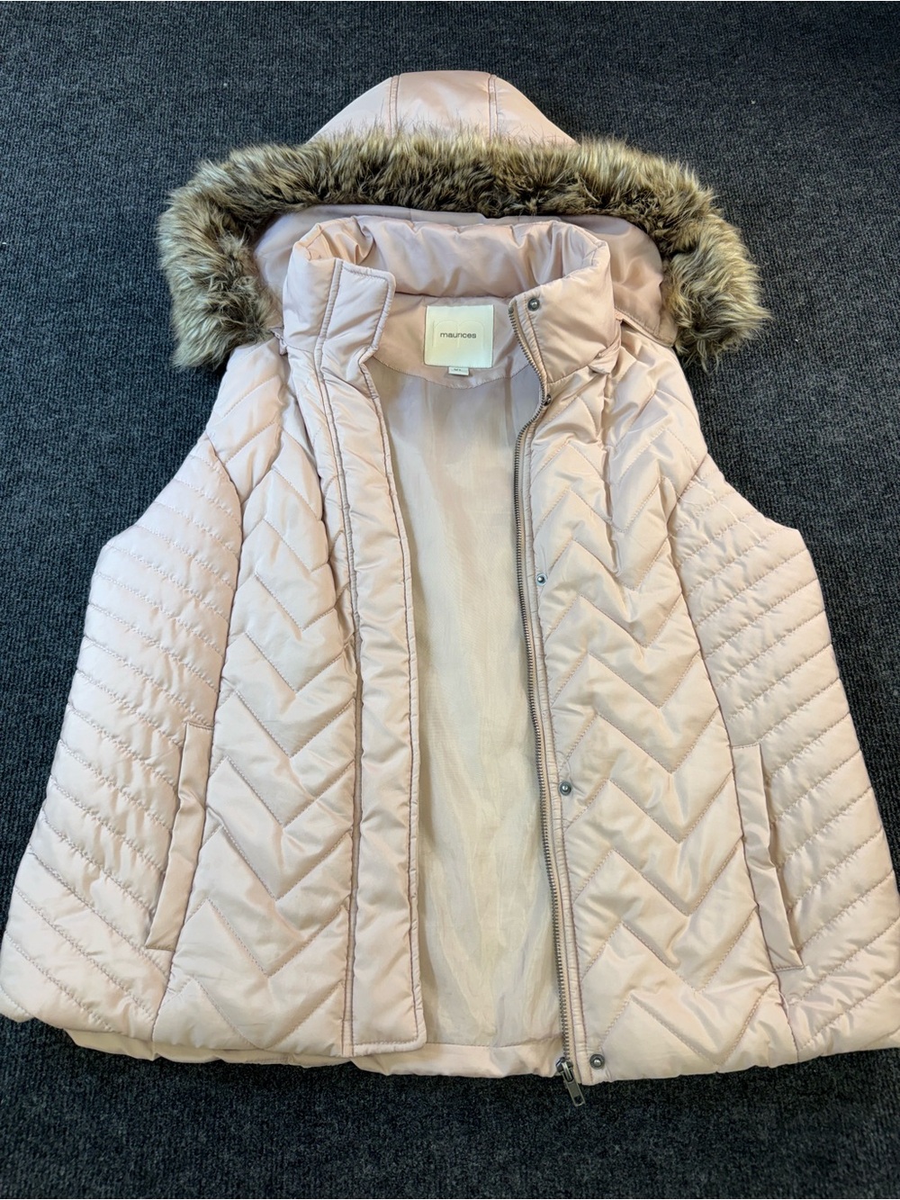 Maurices Light Blush Rose Pink Way Quilted Hooded Puffer Vest with Faux Fur Trim
